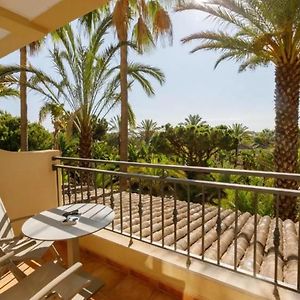 Family Room Garden View